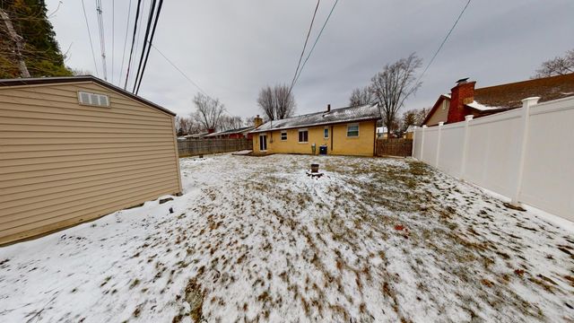 213 Porter Drive 213 Porter Drive, Englewood, OH 45322