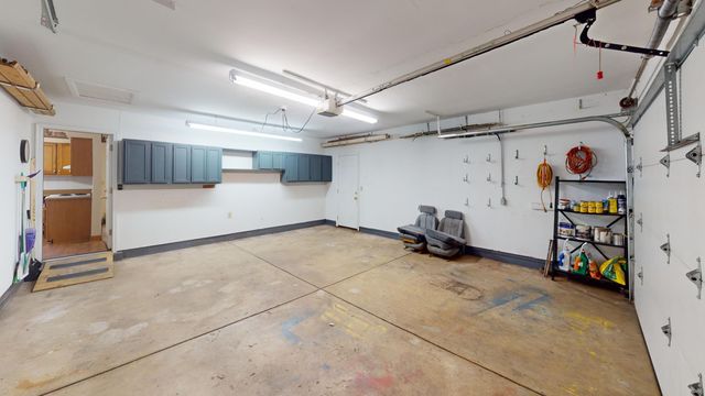 213 Porter Drive 213 Porter Drive, Englewood, OH 45322