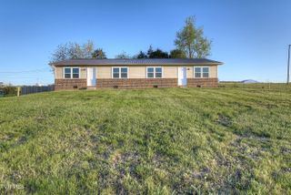 707 Highway 346, Rogersville, TN 37857
