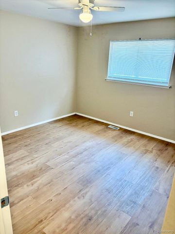 22725 Armstrong Avenue, Brownstown Charter Township, MI 48193