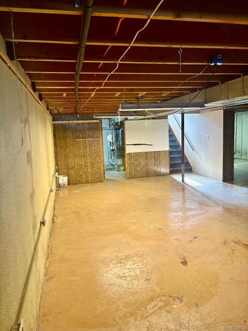 22725 Armstrong Avenue, Brownstown Charter Township, MI 48193