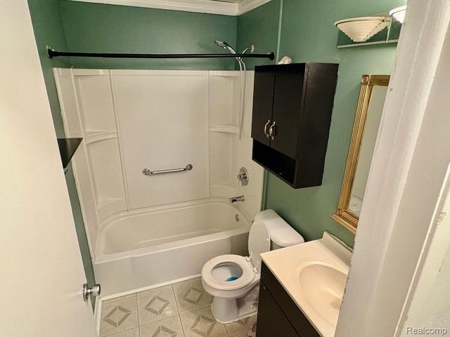 22725 Armstrong Avenue, Brownstown Charter Township, MI 48193