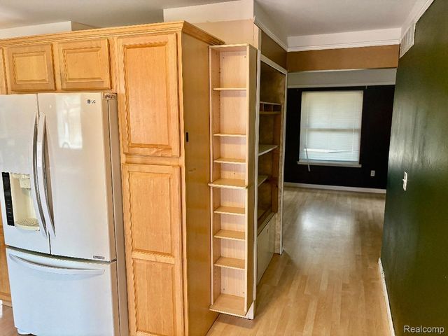 22725 Armstrong Avenue, Brownstown Charter Township, MI 48193