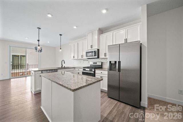 547 Old Mill Road, Charlotte, NC 28206