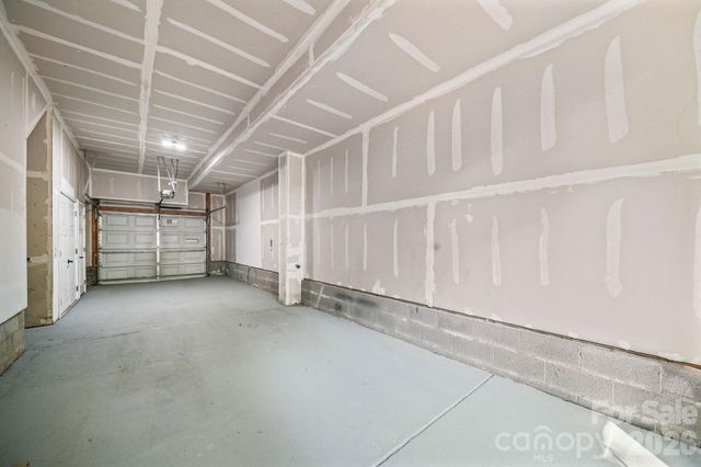 547 Old Mill Road, Charlotte, NC 28206