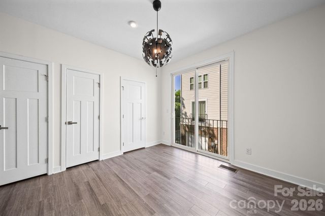 547 Old Mill Road, Charlotte, NC 28206