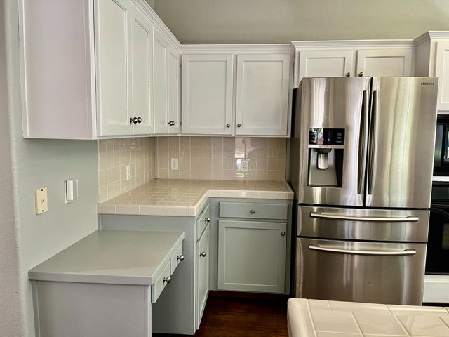 2771 E Waterford, Fresno, CA 93720