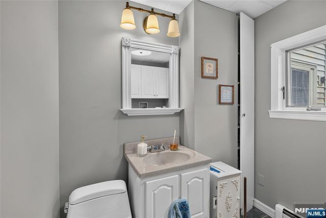415 Lincoln Avenue, Glen Rock, NJ 07452