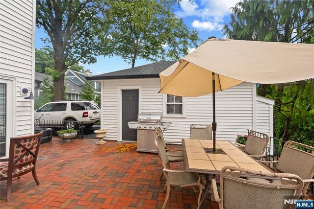 415 Lincoln Avenue, Glen Rock, NJ 07452