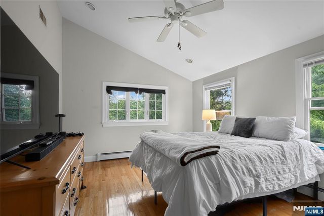 415 Lincoln Avenue, Glen Rock, NJ 07452