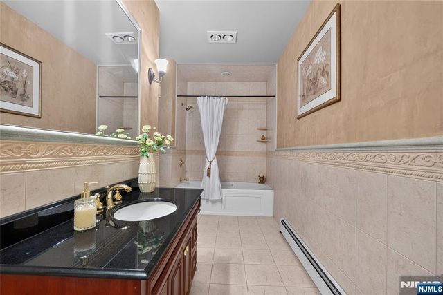415 Lincoln Avenue, Glen Rock, NJ 07452