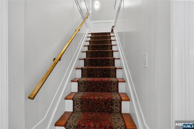 415 Lincoln Avenue, Glen Rock, NJ 07452