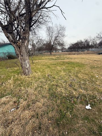 3013 Donalee Street, Fort Worth, TX 76105