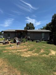515 County Road 121, Gainesville, TX 76240