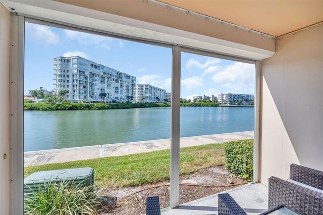 7930 SUN ISLAND DRIVE S 104, South Pasadena, FL 33707