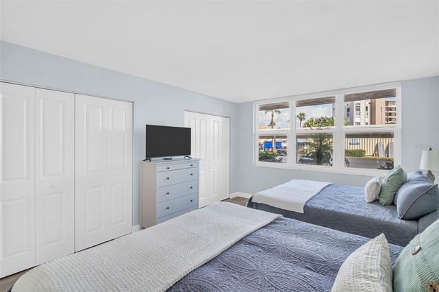 7930 SUN ISLAND DRIVE S 104, South Pasadena, FL 33707