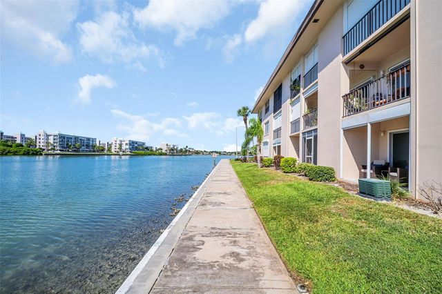 7930 SUN ISLAND DRIVE S 104, South Pasadena, FL 33707