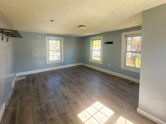 120 Hampden St, West Springfield, MA 01089