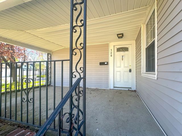 120 Hampden St, West Springfield, MA 01089