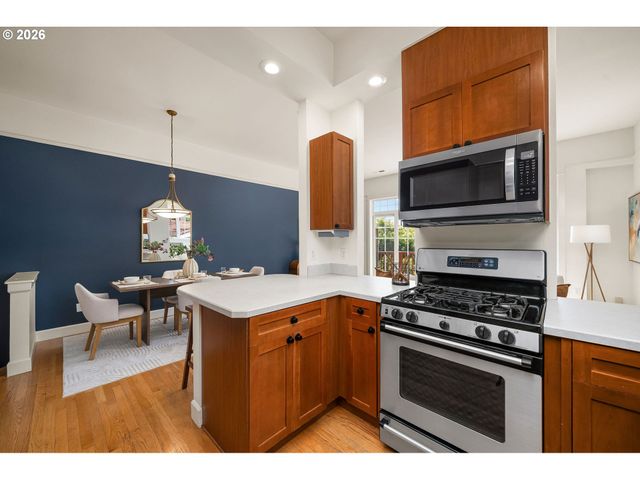 4638 Ne Fremont St, Portland, OR 97213