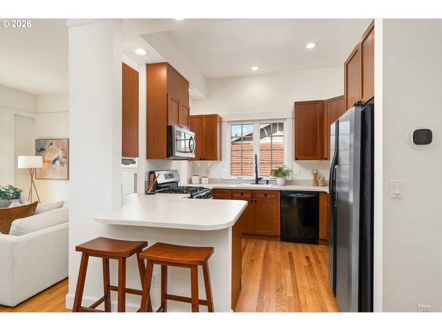 4638 Ne Fremont St, Portland, OR 97213