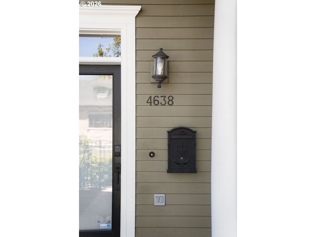 4638 Ne Fremont St, Portland, OR 97213