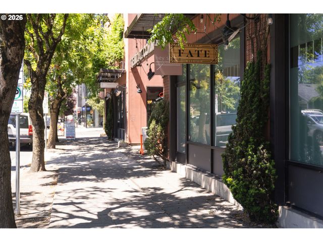 4638 Ne Fremont St, Portland, OR 97213