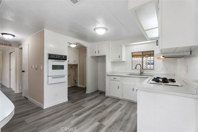 15621 Beach Boulevard 103, Westminster, CA 92683