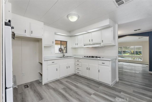 15621 Beach Boulevard 103, Westminster, CA 92683