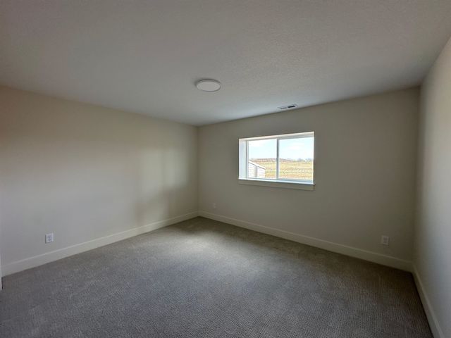 2704 S Clear Creek, Wichita, KS 67230