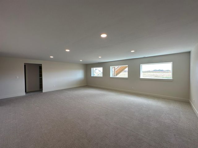 2704 S Clear Creek, Wichita, KS 67230