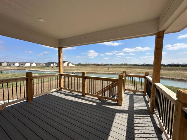 2704 S Clear Creek, Wichita, KS 67230