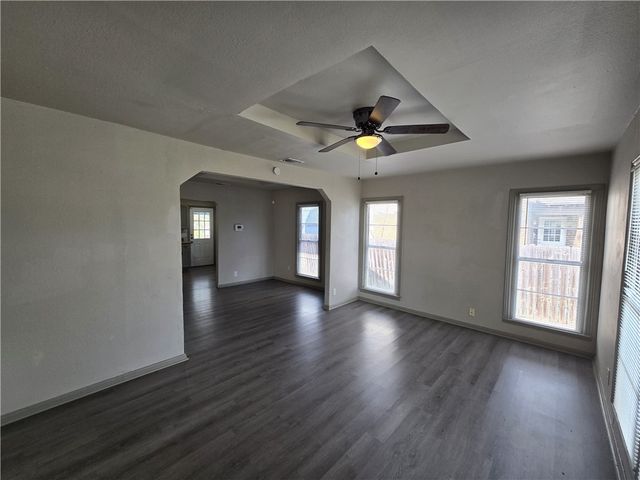 4813 Cheryl Dr, Corpus Christi, TX 78415