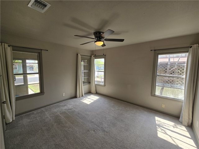 4813 Cheryl Dr, Corpus Christi, TX 78415