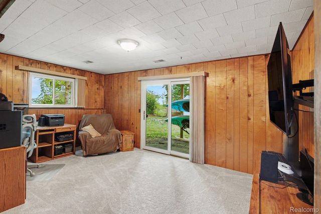 11372 Outer Drive, Putnam Township, MI 48169