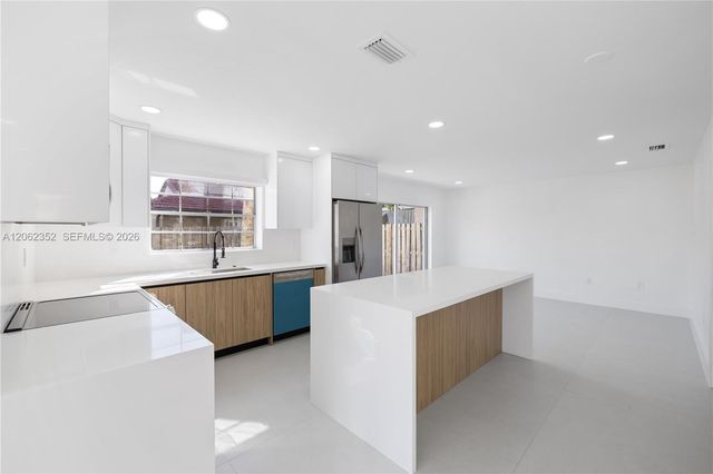 10953 SW 151st Place, Miami, FL 33196