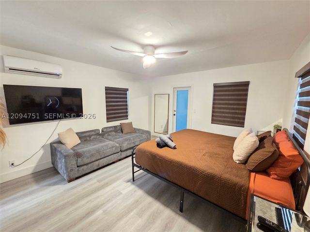 1044 NW 64th St, Miami, FL 33150