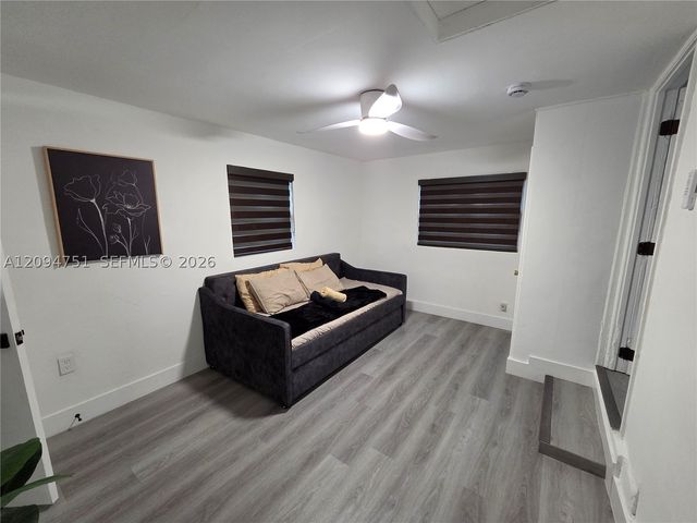 1044 NW 64th St, Miami, FL 33150