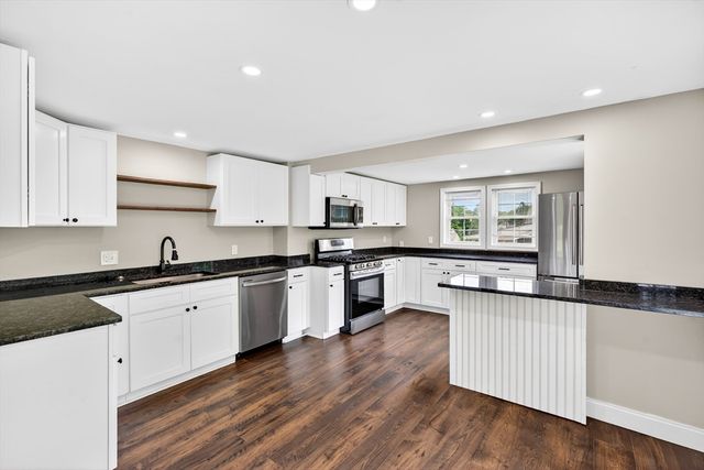 57 Clifton St, Fitchburg, MA 01420