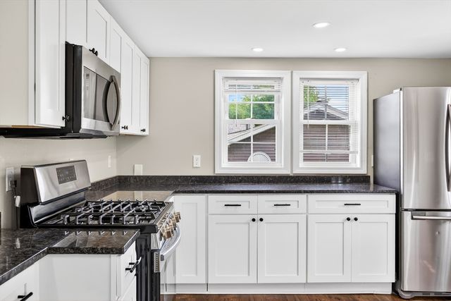 57 Clifton St, Fitchburg, MA 01420