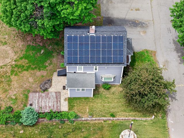 57 Clifton St, Fitchburg, MA 01420
