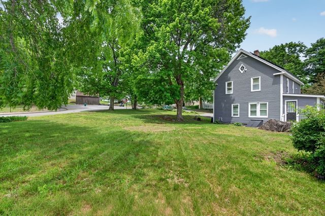 57 Clifton St, Fitchburg, MA 01420