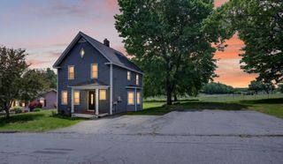 57 Clifton St, Fitchburg, MA 01420