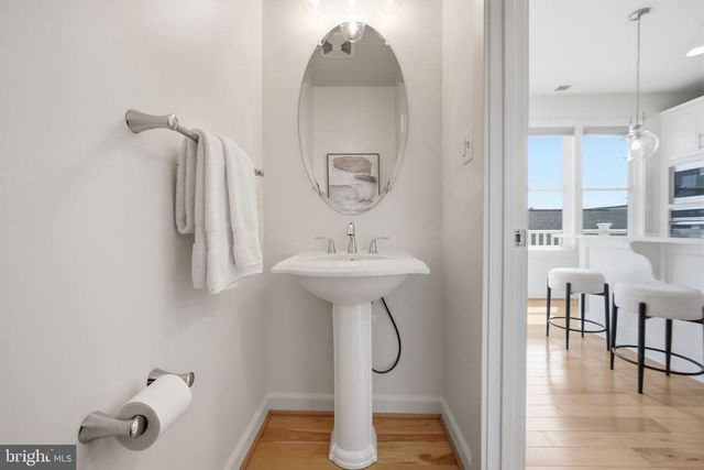 1149 S MONROE ST, Arlington, VA 22204