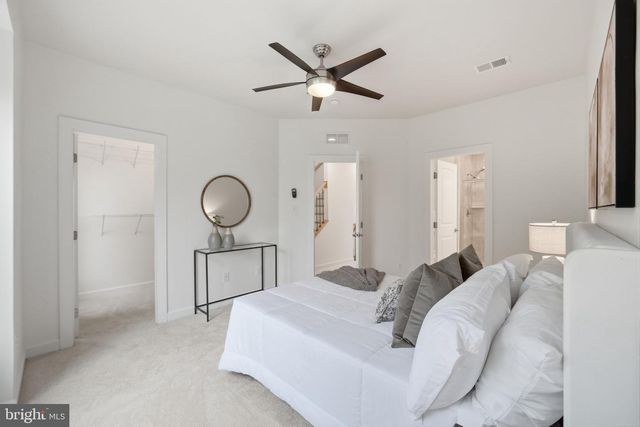 1149 S MONROE ST, Arlington, VA 22204