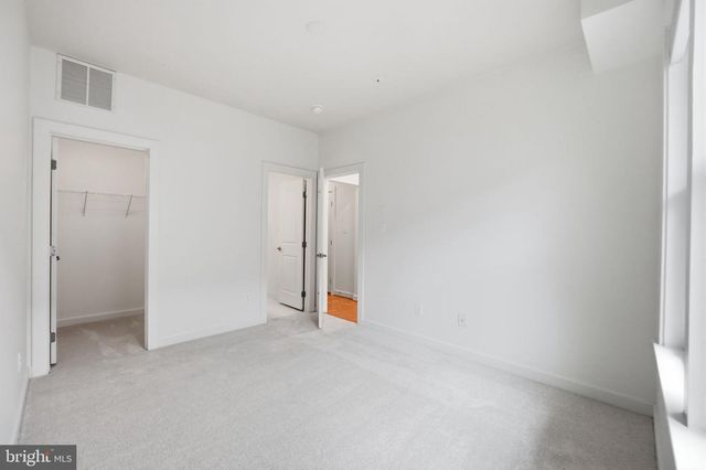 1149 S MONROE ST, Arlington, VA 22204