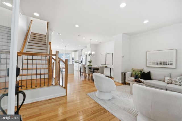 1149 S MONROE ST, Arlington, VA 22204