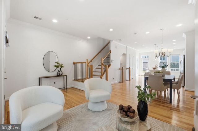 1149 S MONROE ST, Arlington, VA 22204