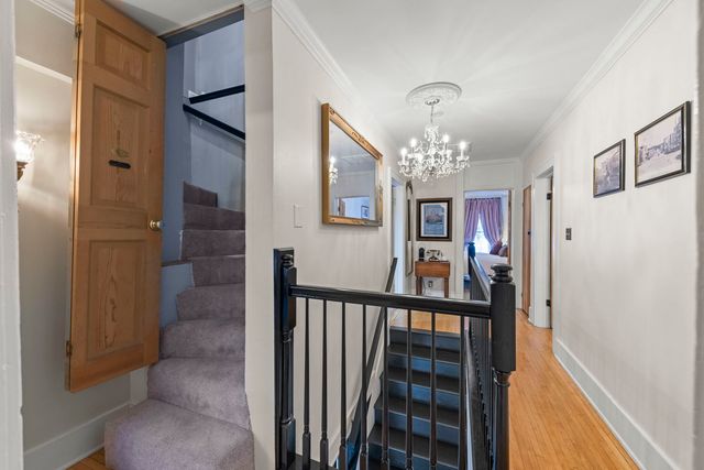 307 Illinois Avenue, St. Charles, IL 60174