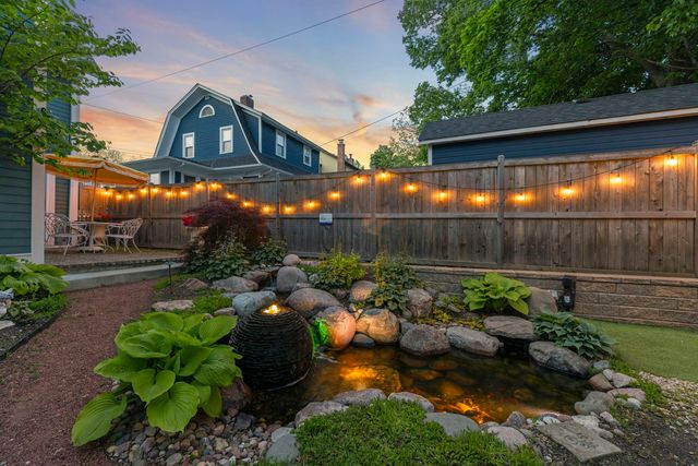 307 Illinois Avenue, St. Charles, IL 60174